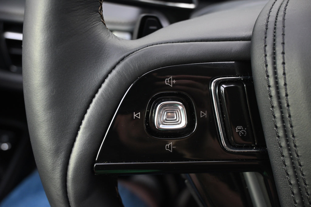 New 2026 Lincoln Aviator Reserve AWD/4WD image 35