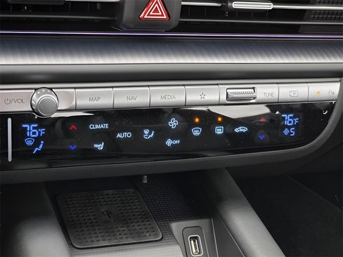 Used 2023 Hyundai Ioniq 6 SEL w/ Cargo Package image 31