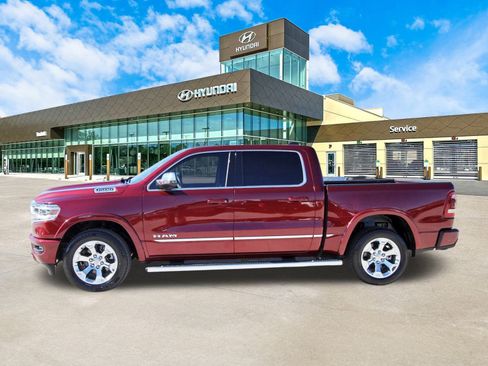 Used 2024 RAM 1500 Limited w/ Body Color Bumper Group image 8