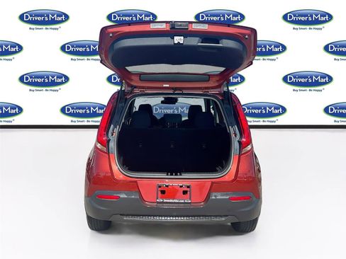 Used 2020 Kia Soul S FWD image 25