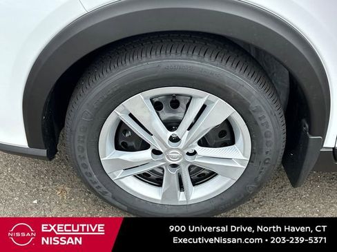 New 2025 Nissan Kicks Play S image 8