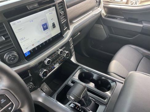 Used 2025 Ford F150 Lariat w/ Equipment Group 501A Mid image 24