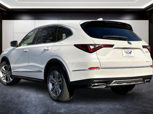 New 2025 Acura MDX SH-AWD image 3