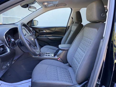 Used 2024 Chevrolet Equinox LT FWD image 16