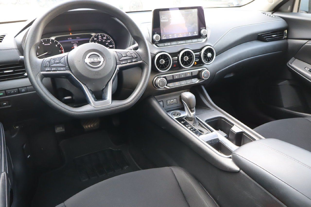Used 2024 Nissan Sentra SV w/ Trunk Package FWD image 4