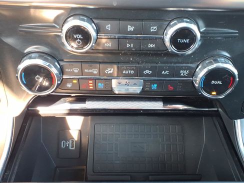 Used 2022 Ford F150 Raptor w/ Equipment Group 801A High image 21