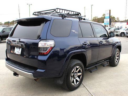 Used 2019 Toyota 4Runner TRD Off-Road image 5