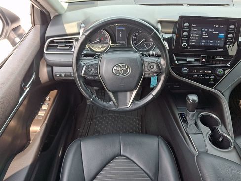 Used 2021 Toyota Camry SE FWD image 10