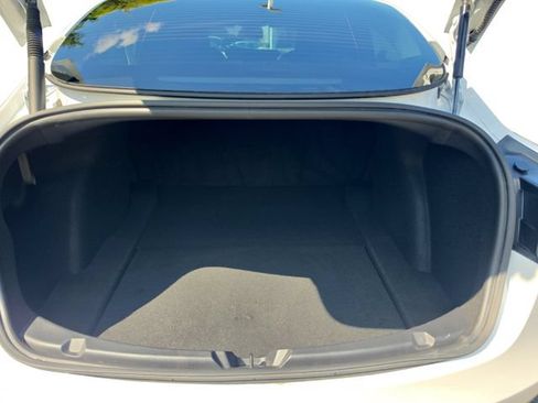 Used 2021 Tesla Model 3 Long Range AWD/4WD image 18