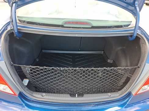 Used 2015 Hyundai Accent GLS w/ Option Group 02 image 28