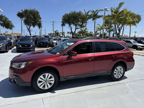 Used 2019 Subaru Outback 2.5i Premium AWD/4WD image 10