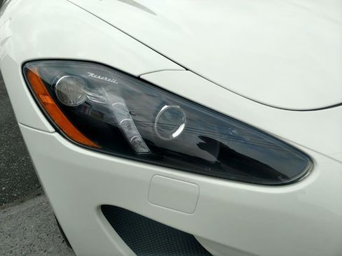 Used 2013 Maserati GranTurismo Sport image 34