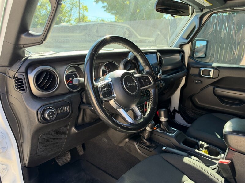 Used 2020 Jeep Gladiator Sport w/ Quick Order Package 24S AWD/4WD image 22