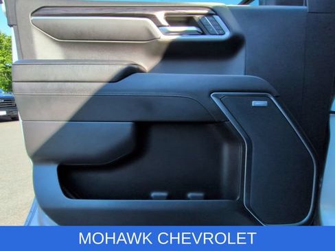 Certified 2022 Chevrolet Silverado 1500 LTZ w/ LTZ Premium Package AWD/4WD image 23