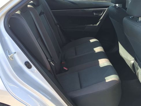 Used 2019 Toyota Corolla LE image 27