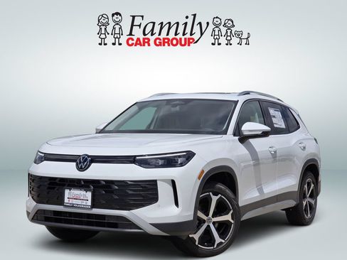 New 2026 Volkswagen Tiguan SE FWD image 1