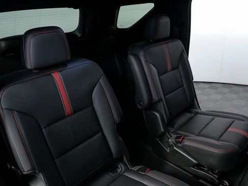New 2026 Chevrolet Traverse RS w/ LPO, Floor Liner Package image 20