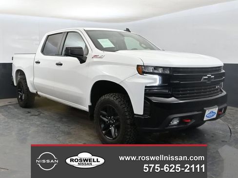 Used 2021 Chevrolet Silverado 1500 LT Trail Boss w/ Convenience Package II AWD/4WD image 1