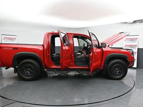 Used 2025 Nissan Frontier PRO-4X w/ Pro Convenience Package image 27