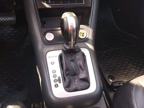 Used 2014 Volkswagen Tiguan SEL image 23