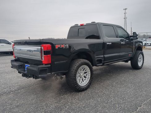 Used 2024 Ford F250 Limited w/ FX4 Off-Road Package image 3