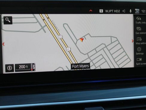 Used 2023 BMW 530i w/ Premium Package image 25