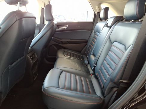 Used 2022 Ford Edge SEL w/ Sport Appearance Package AWD/4WD image 16