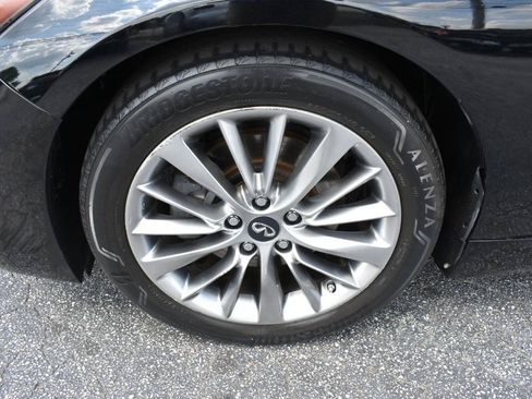 Used 2019 INFINITI Q50 Luxe w/ Essential Package (3.0T Luxe) RWD image 31