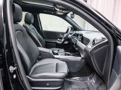 Certified 2023 Mercedes-Benz GLB 250 image 18