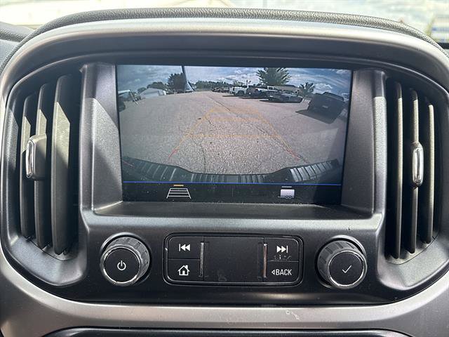 Used 2022 Chevrolet Colorado LT AWD/4WD image 45