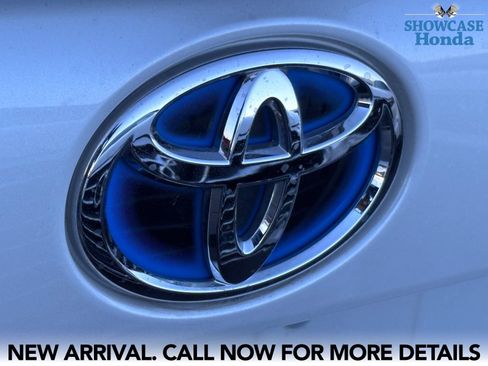 Used 2022 Toyota Prius LE FWD image 13