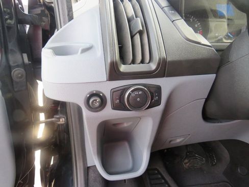 Used 2018 Ford Transit 150 XL image 13