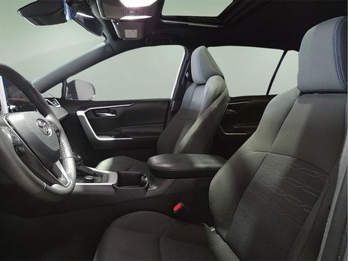 Certified 2024 Toyota RAV4 SE image 19