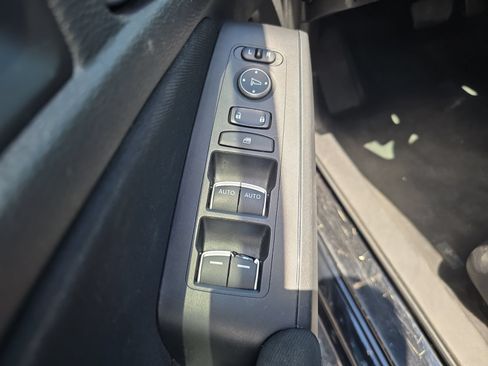 Used 2022 Honda Civic LX image 14