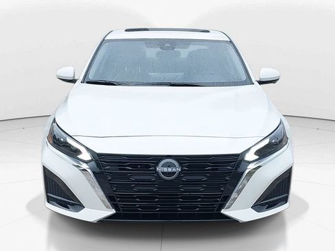 New 2025 Nissan Altima 2.5 SL image 4
