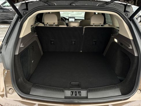 Used 2022 Lincoln Corsair FWD w/ Equipment Group 101A image 26