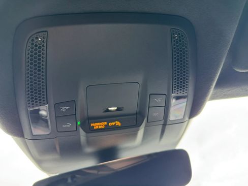 Used 2022 Audi RS e-tron GT w/ Year 1 Package image 34