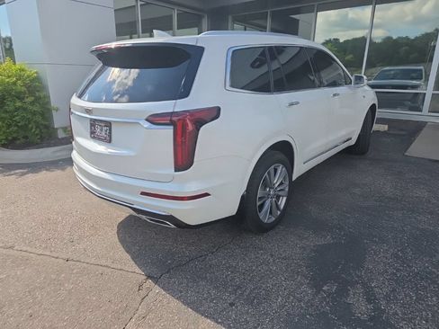Used 2020 Cadillac XT6 Premium Luxury AWD/4WD image 20