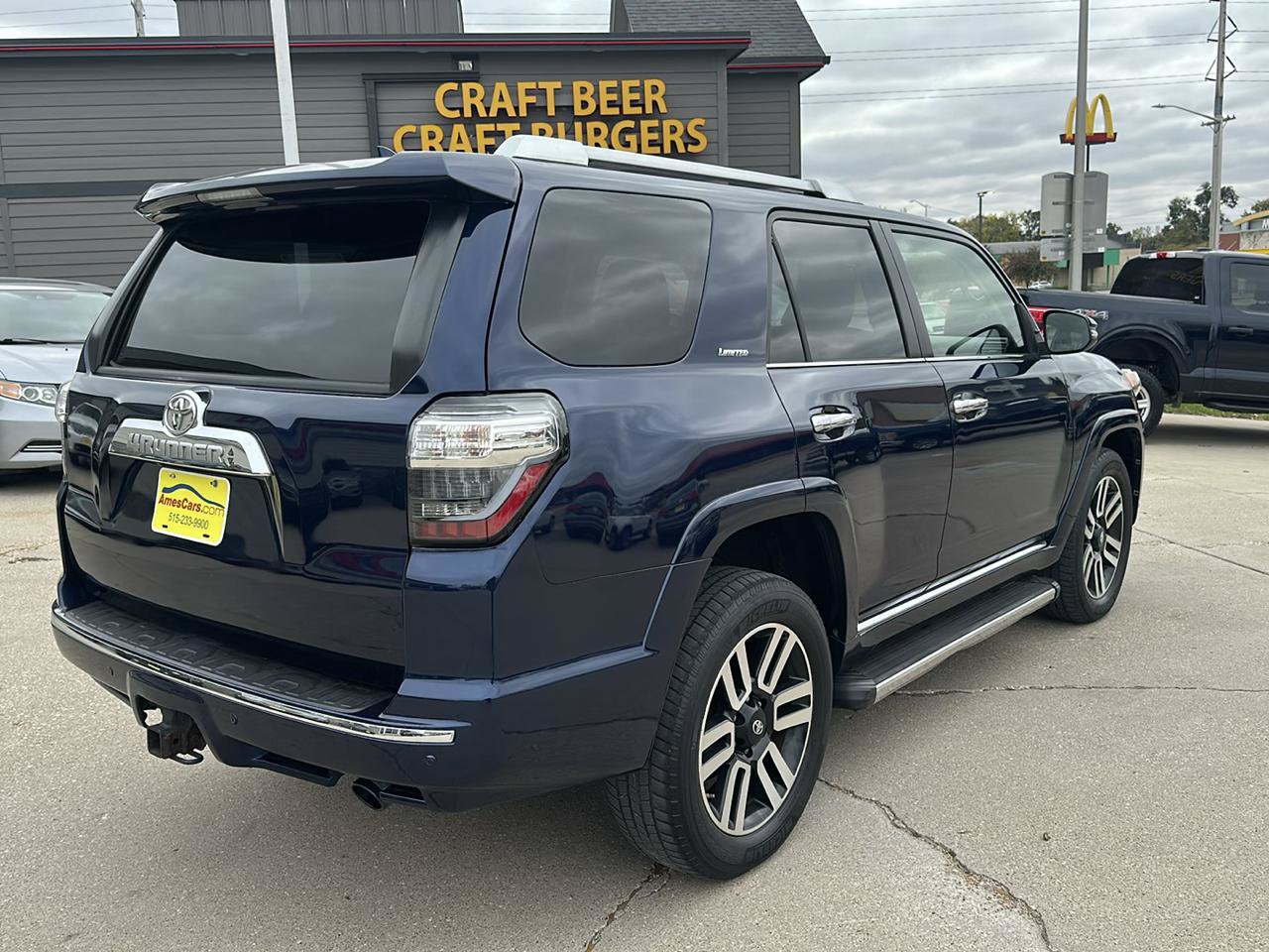 Used 2014 Toyota 4Runner Limited AWD/4WD image 3