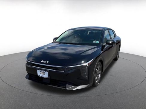 Used 2025 Kia K4 FWD image 5