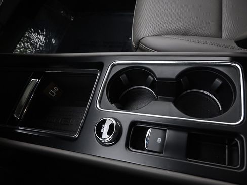 New 2026 Lincoln Corsair Premiere image 30