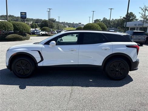 New 2025 Chevrolet Blazer EV LT image 6