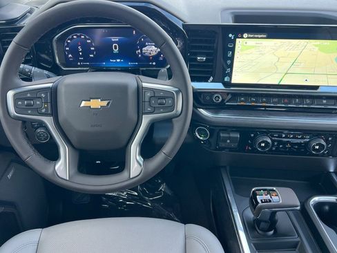 New 2026 Chevrolet Silverado 1500 LTZ w/ LTZ Premium Package AWD/4WD image 11