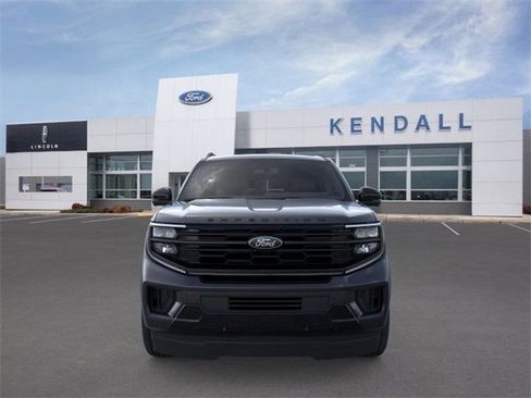 New 2026 Ford Expedition Platinum image 6