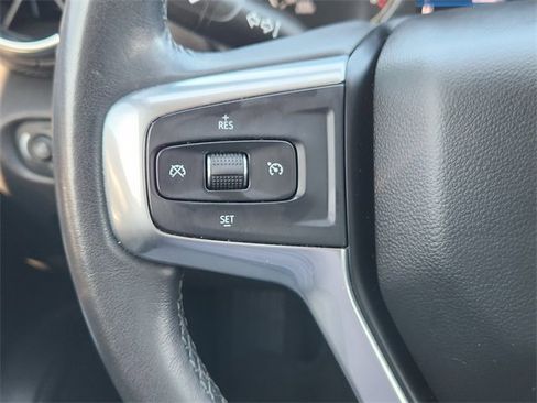 Used 2020 Chevrolet Blazer LT image 27