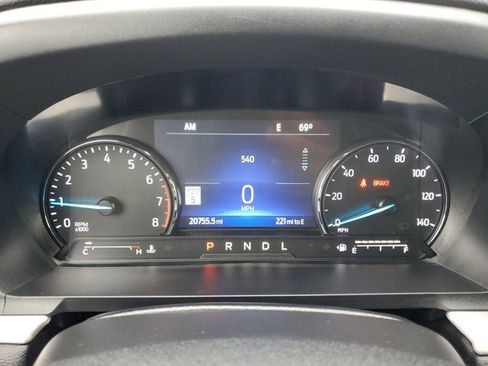 Certified 2022 Ford Explorer XLT w/ Equipment Group 202A image 24