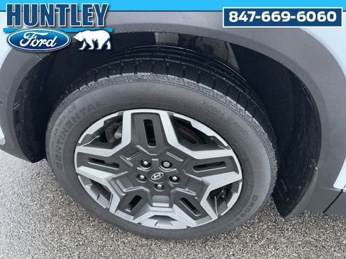 Used 2022 Hyundai Santa Fe Limited FWD image 8