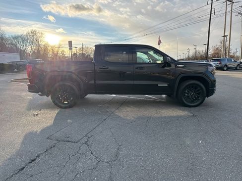 New 2026 GMC Sierra 1500 Elevation image 7
