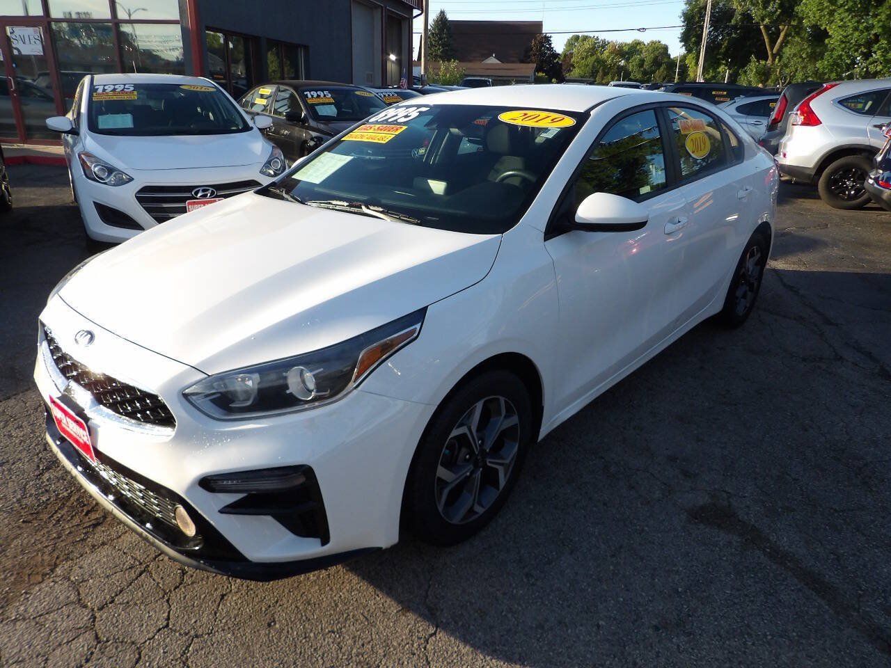 Used 2019 Kia Forte LXS FWD image 1