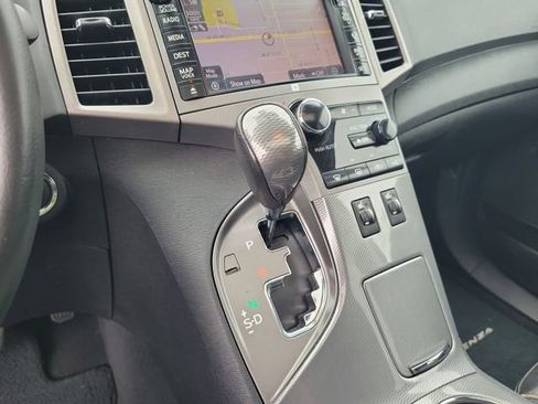 Used 2013 Toyota Venza Limited w/ Tow Prep Pkg image 21